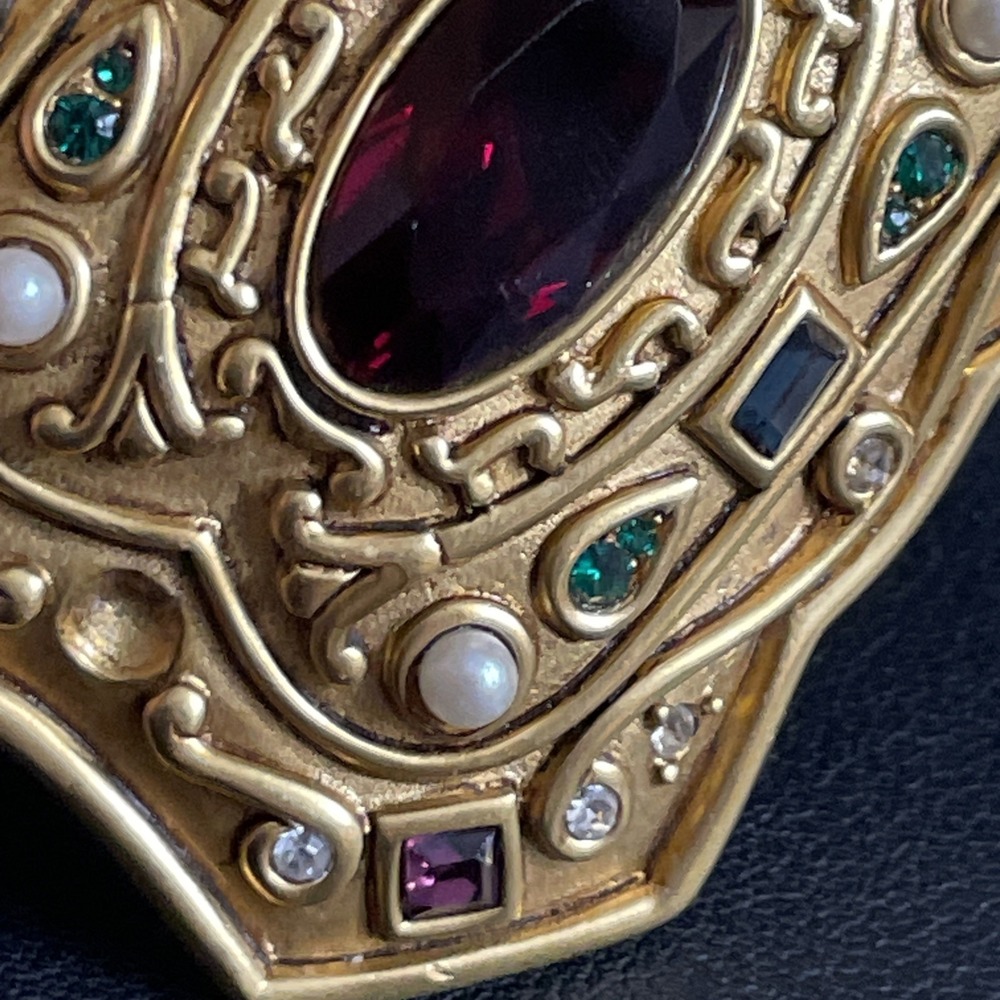 Vintage RALPH LAUREN Brooch Rhinestone Etruscan Revival Gold Tone Signed READ - Picture 6 of 10